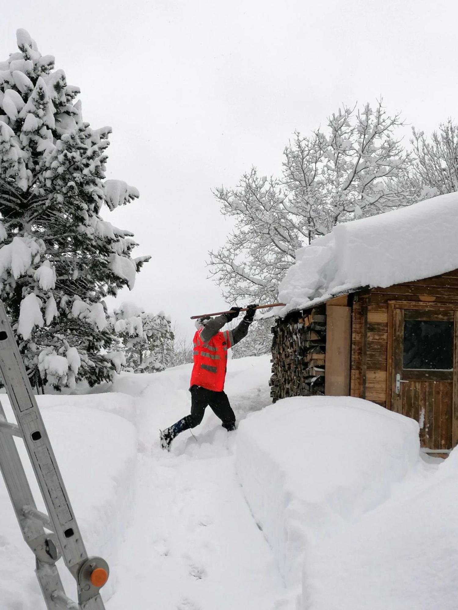 Gemuetliche Fewo Mit Sauna Inmitten Der Berge Meiringen Bagian luar foto